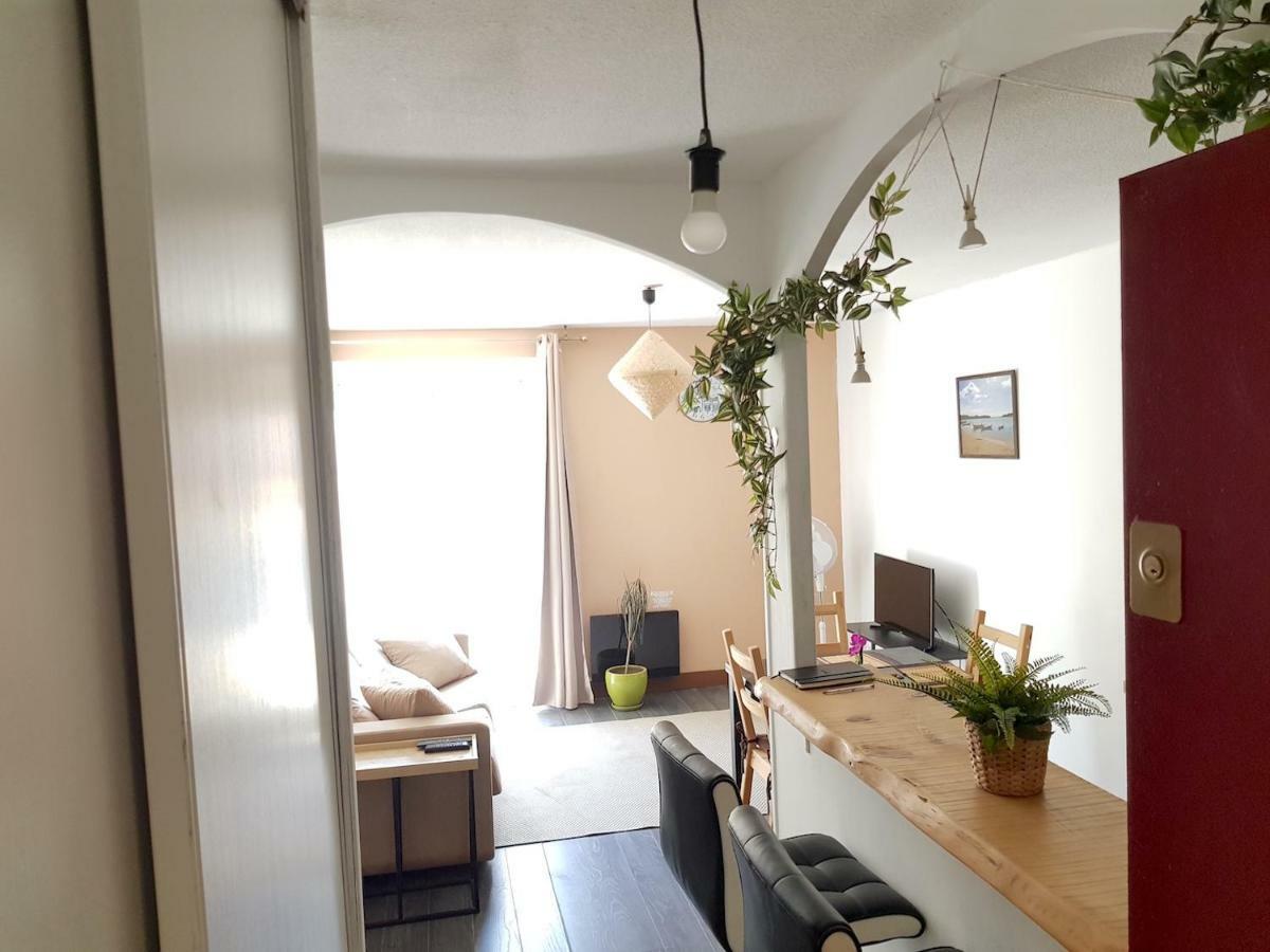 Au Petit Thai - T2 Avec Balcon - Montpellier Centre Apartment ภายนอก รูปภาพ